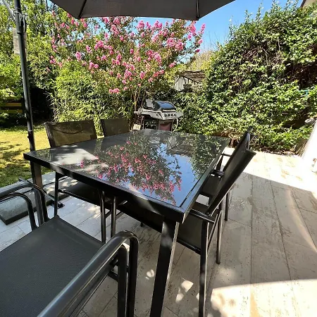 La Pause 6 Voyageurs Holiday home Saint-Remy-de-Provence